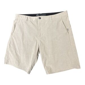 Vouri stretch shorts